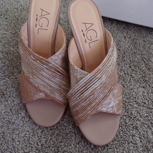 NIB AGL ITALIAN pink and white sandals 39 - Picture 3 of 11